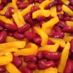 fagioli e peperoni in pentola
