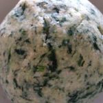 Preparazione patate e bietole impasto