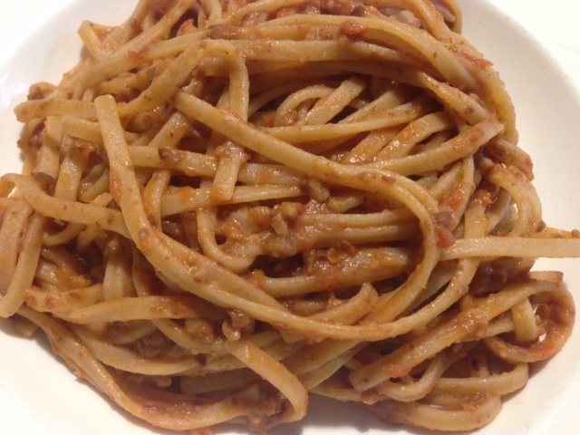 Fettuccine integrali al ragù di ceci neri