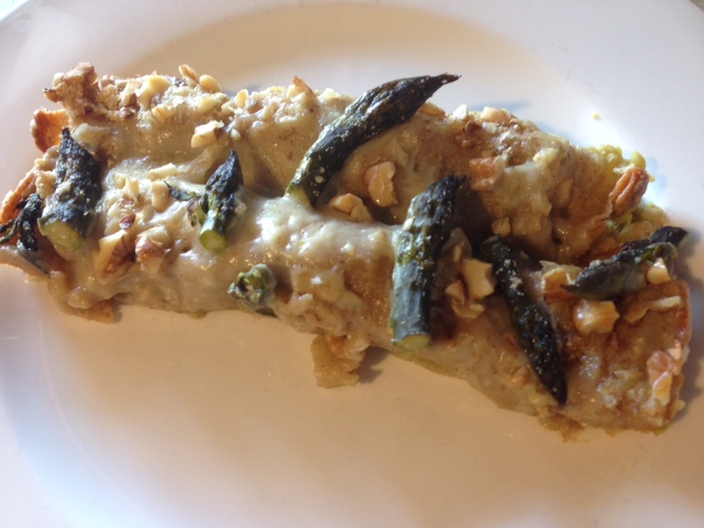 Cannelloni integrali senza uova ripieni di asparagi e fagioli, senza grassi animali