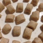 gnocchi di farina integrale e fagioli borlotti, solo ingredienti vegetali