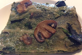 Lasagne integrali con spinaci e funghi champignon