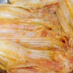 Cavolo cinese, preparato con scalogno e concentrato di pomodoro senza aggiunta di grassi animali, solo ingredienti vegetali