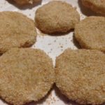 Preparazione polpette di cavolfiore preparate senza grassi animali, solo ingredienti vegetali. Vegan