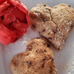 Tortina di San Valentino con farina integrale e farina di grano saraceno, senza grassi animali, con acqua e zucchero di canna integrale. Dolci di San Valentino Vegan