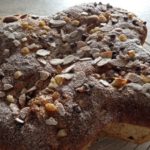 Colomba veg, versione vegan della colomba pasquale, dolce preparato con farina integrale senza uova né altri grassi animali