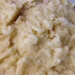 Purea di patate crude per la preparazione della nostra frittata vegan